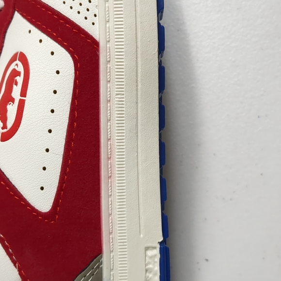 Ecko Unlimited Sneaker Men Size 8 White & Red Low Top Athletic Running Sneakers - Picture 6 of 8